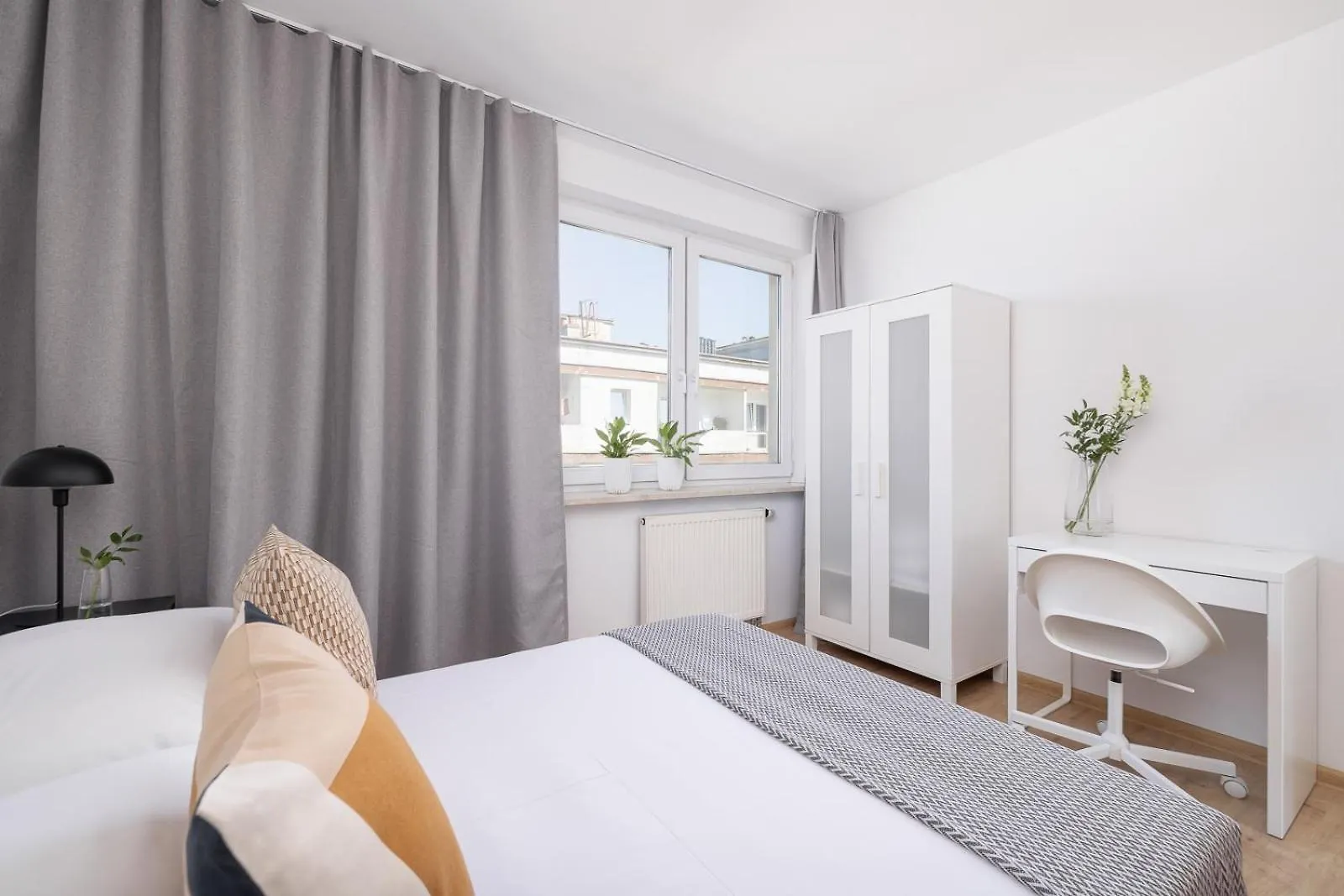 4 Bedroom Apartment With A Balcony - Prochowa 1 クラクフ